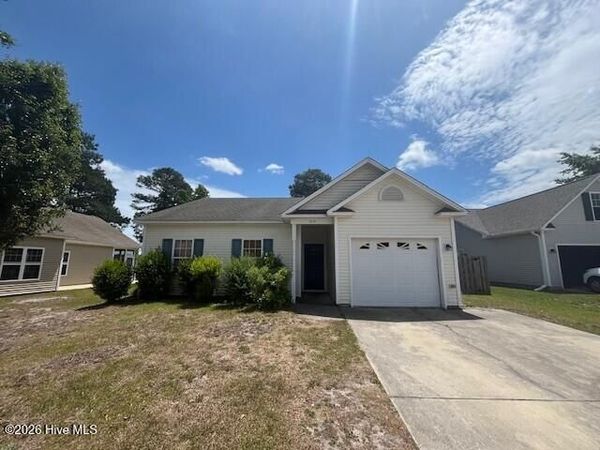 1015 Foxridge Way, Leland, NC 28451