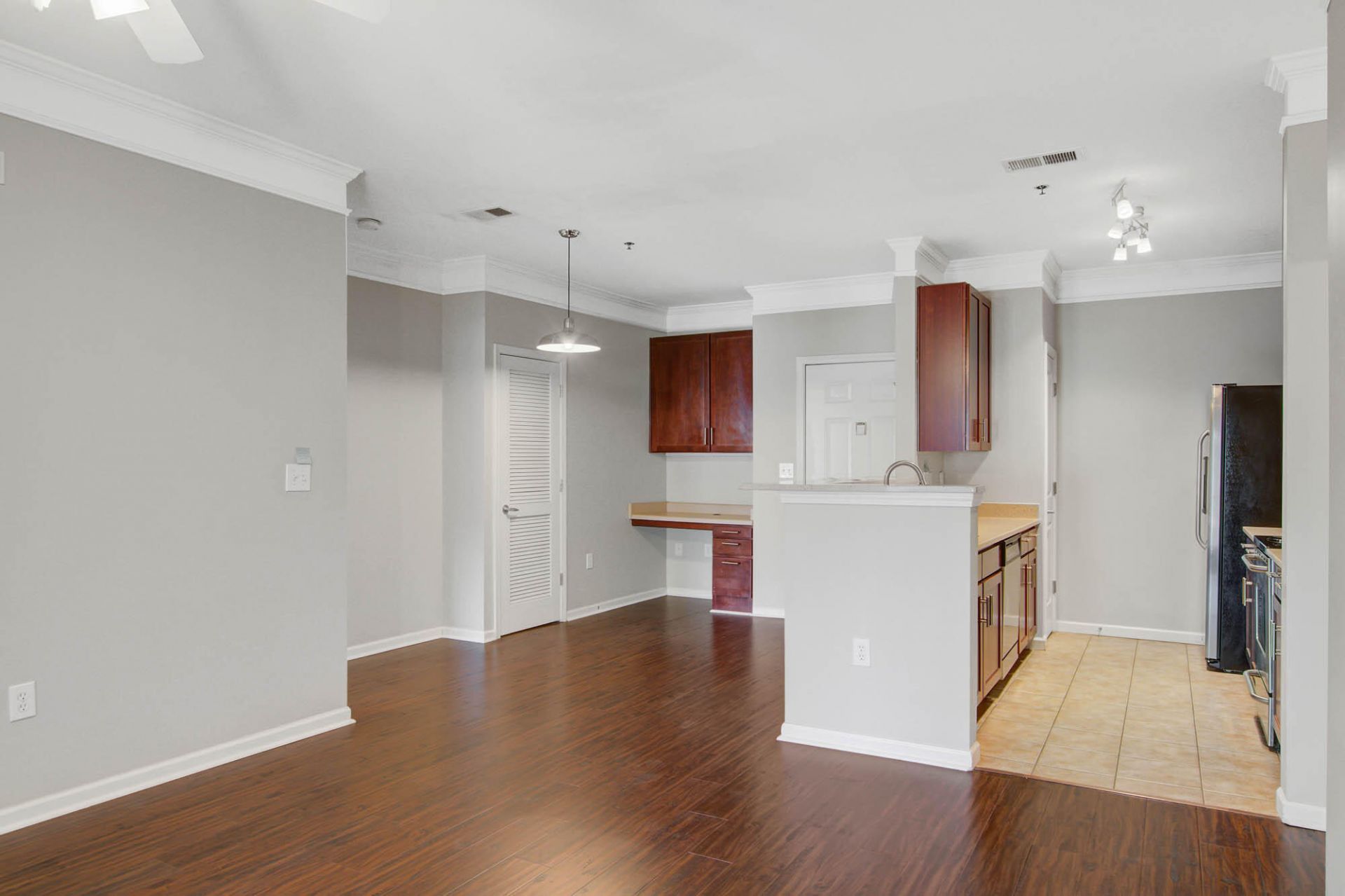 1755 Central Park Road Photo 5