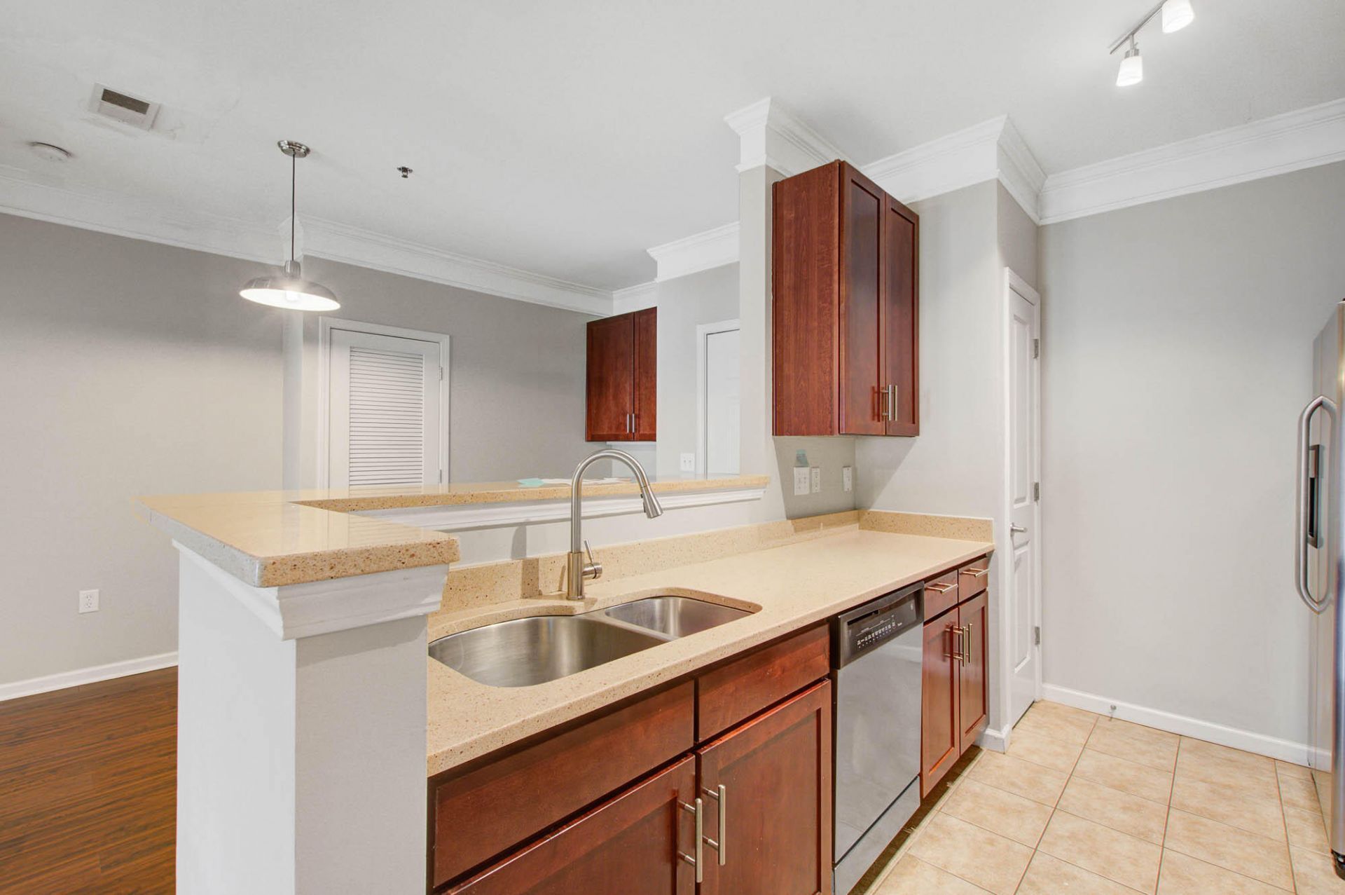 1755 Central Park Road Photo 6