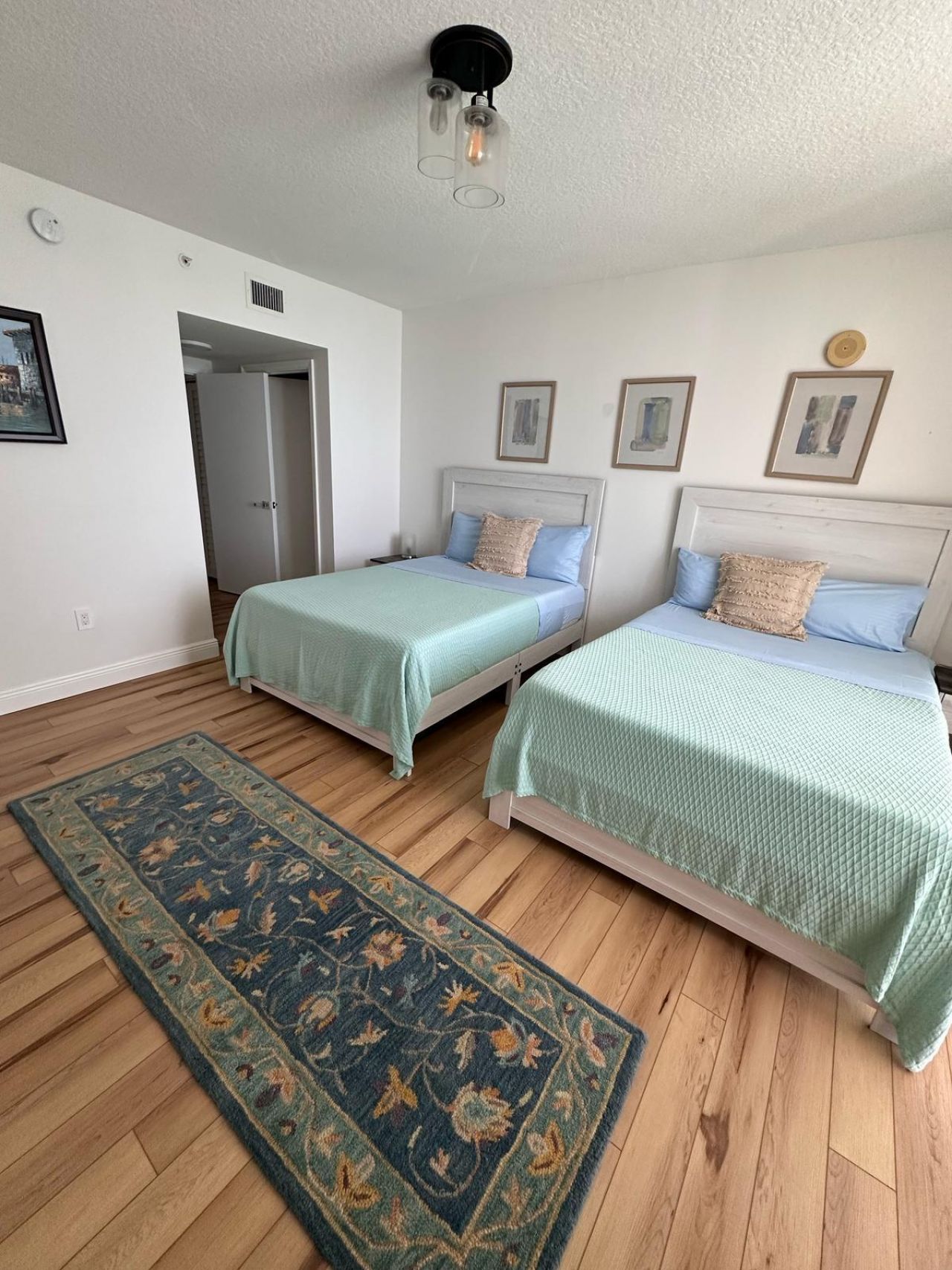 16699 Collins Avenue, Unit 3709, Sunny Isles Beach, FL 33160 Photo