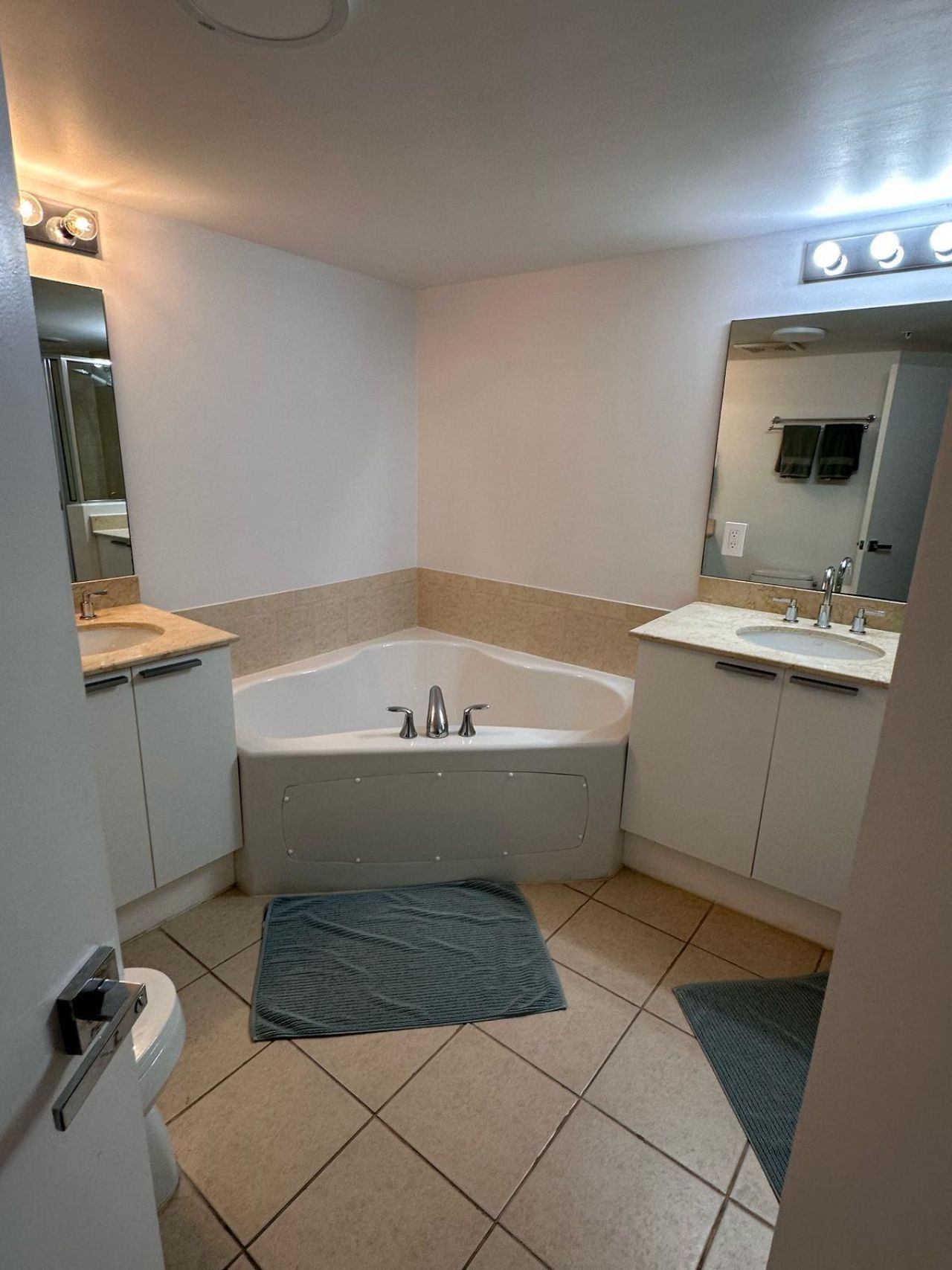 16699 Collins Avenue, Unit 3709, Sunny Isles Beach, FL 33160 Photo