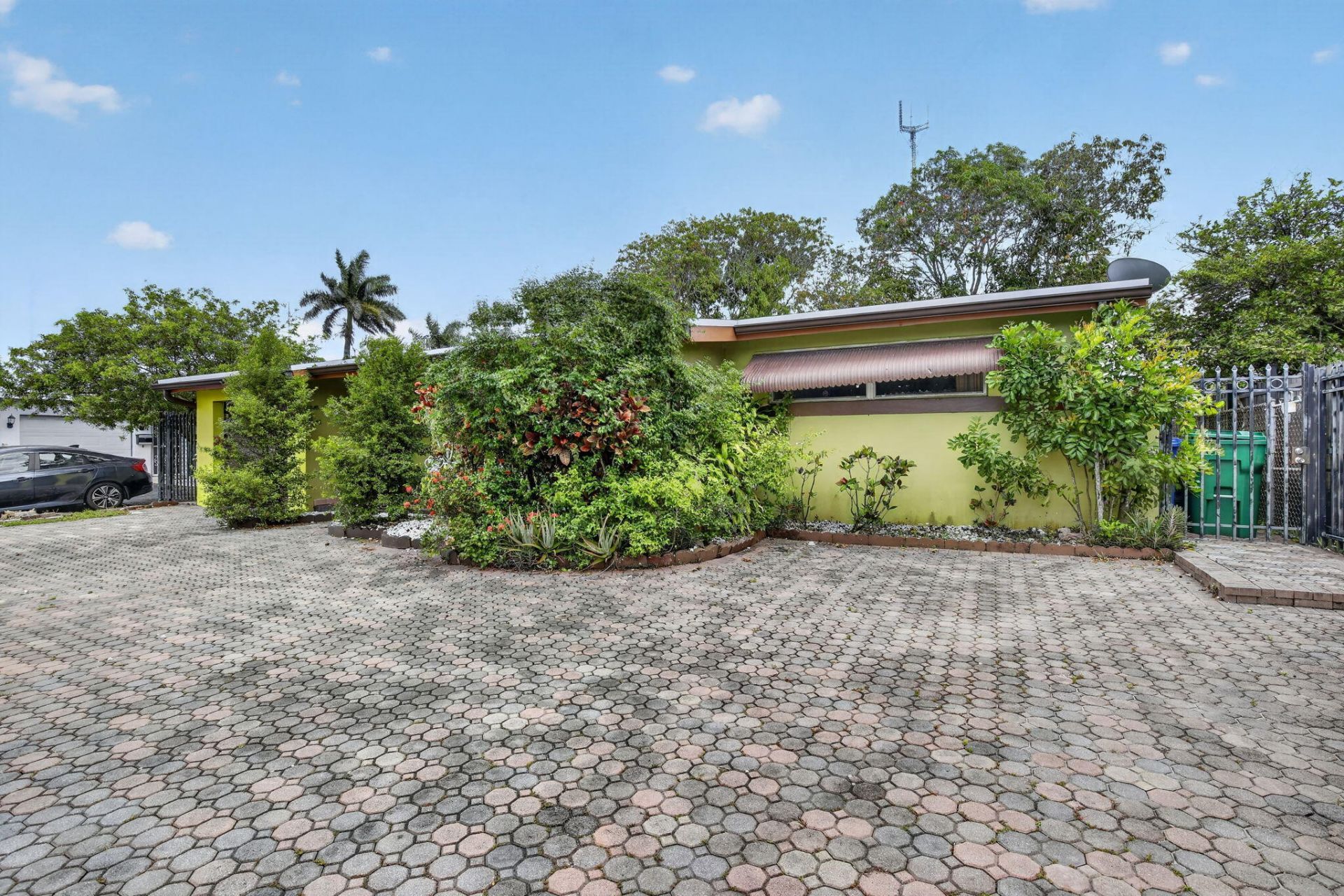6768 Pansy Drive, Miramar, FL 33023 Photo
