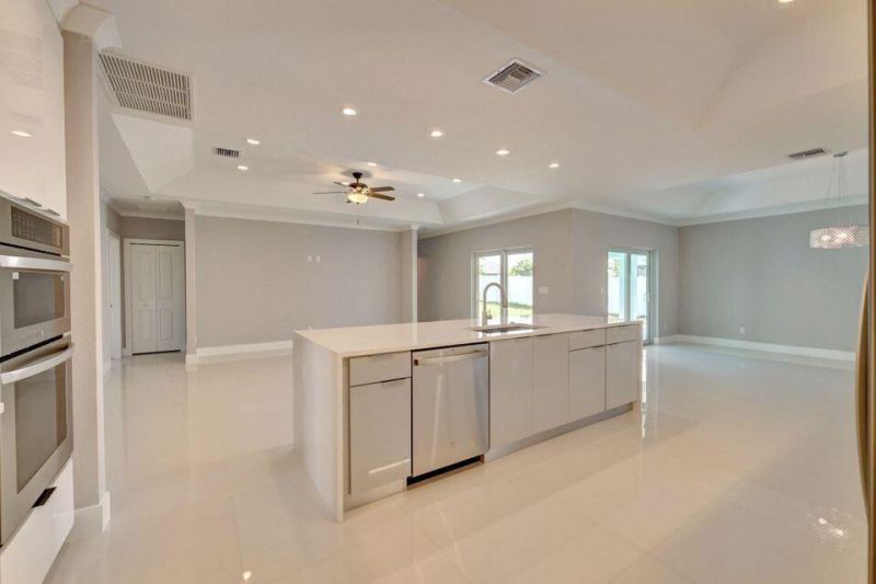 2233 SW Elmwood Avenue, Port Saint Lucie, FL 34953 Photo