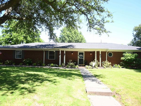 2107 Strait Place , Stuttgart, AR 72160