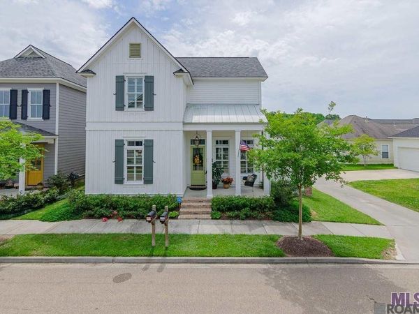 1142 Memorial Square, Zachary, LA 70791