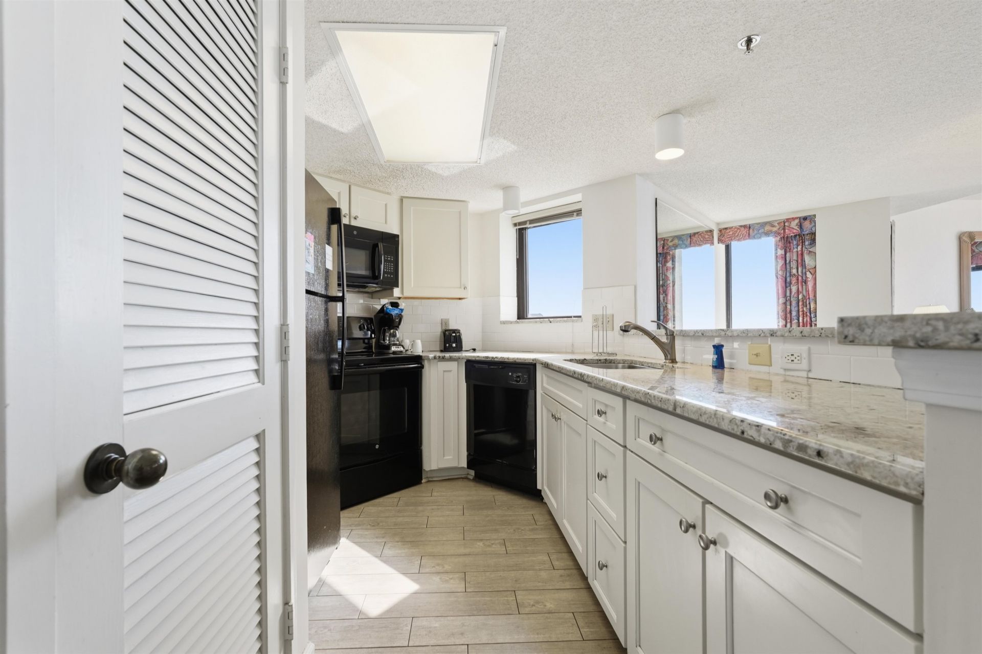 4800 S Ocean Blvd. Photo 7