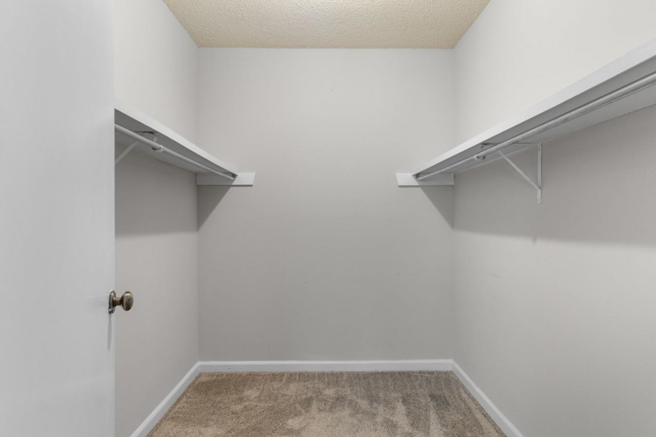 6524 White Heron Crescent  Photo 18