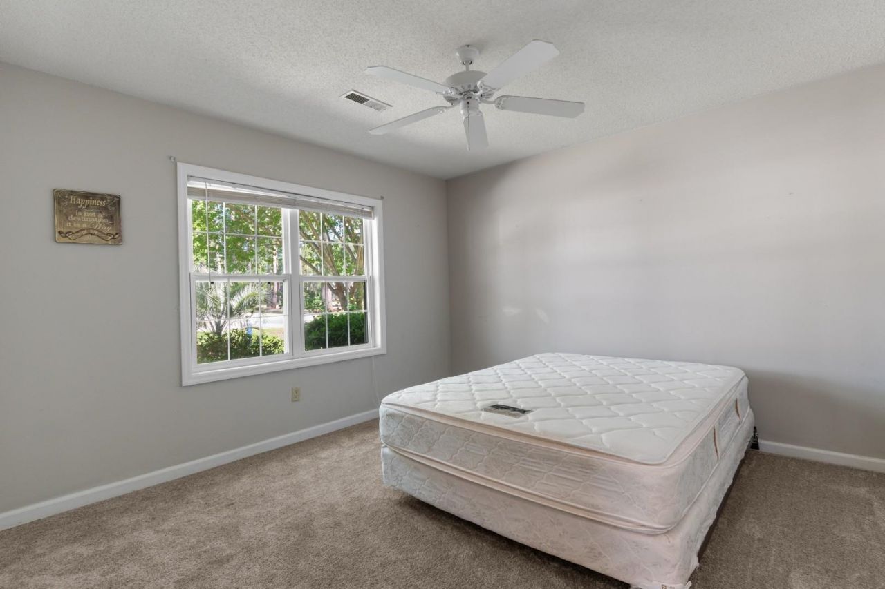 6524 White Heron Crescent  Photo 19