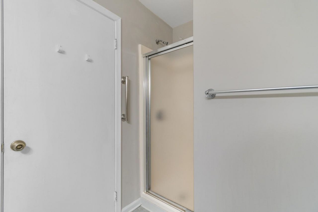 6524 White Heron Crescent  Photo 23