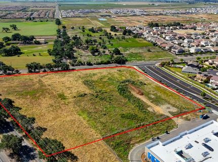 Lotz Pkwy, Elk Grove, CA 95757 Photo