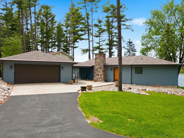 215 Lane 100 Pine Canyon Lk, Angola, IN 46703