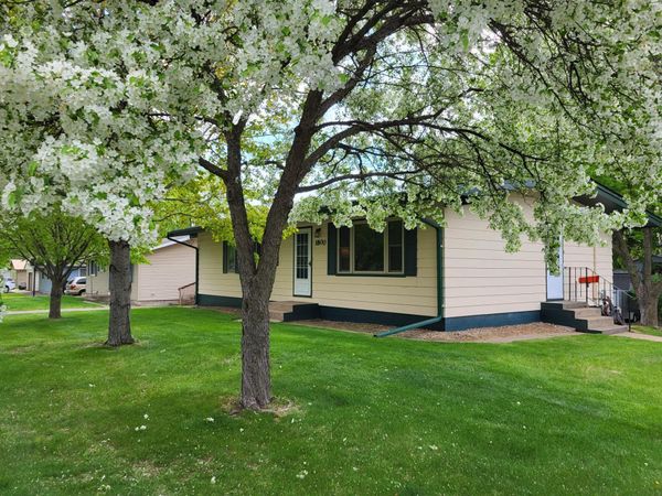 1800 Pine Street, Hastings, MN 55033