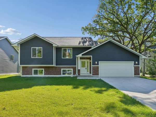 1880 Desoto Street N, Maplewood, MN 55117