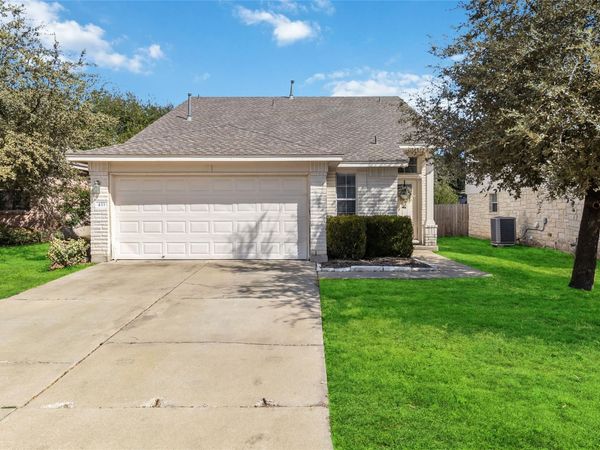433 Sweet Leaf LN, Pflugerville, TX 78660