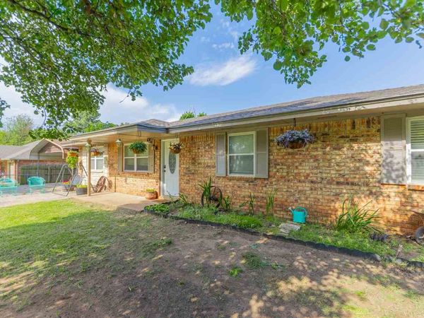 6702 S Pecan Drive, Stillwater, OK 74074