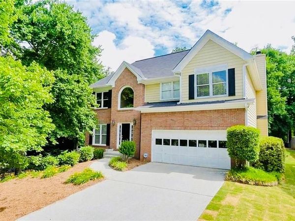 2025 Blackhawk Trail , Lawrenceville, GA 30043