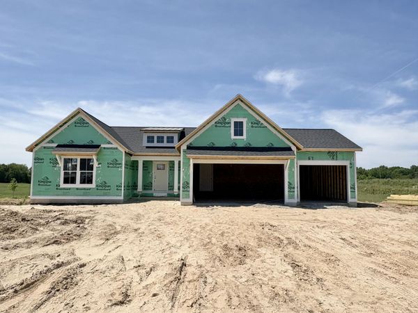 7093 Kettle Dale Avenue SE, Alto, MI 49302