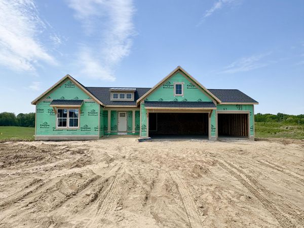 7093 Kettle Dale Avenue SE, Alto, MI 49302