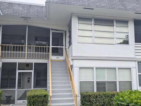 110 Stratford, West Palm Beach, FL 33417