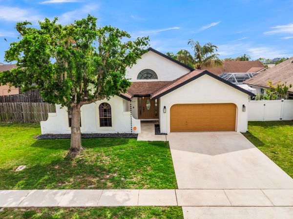22625 Blue Fin Trail, Boca Raton, FL 33428