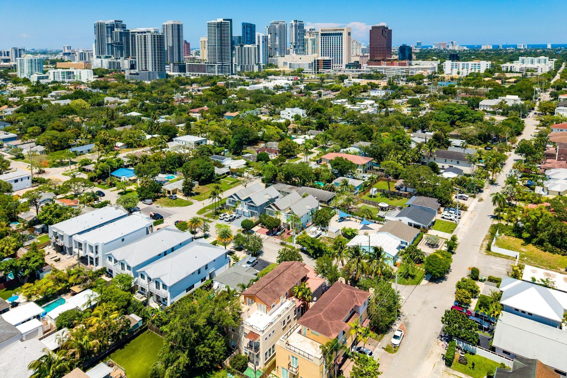 808 SW 7th Avenue, Fort Lauderdale, FL 33315 Photo
