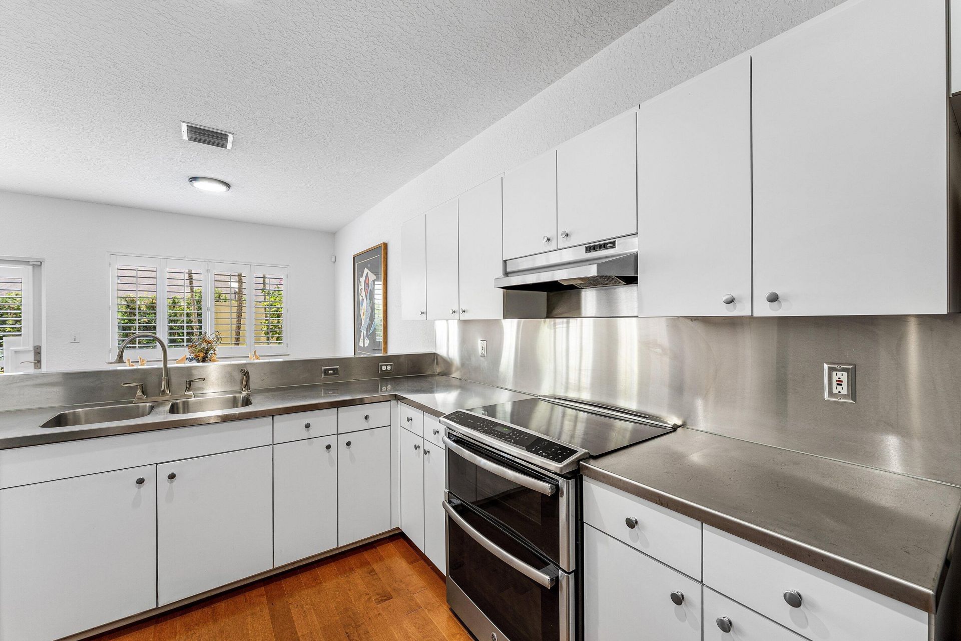 808 SW 7th Avenue, Fort Lauderdale, FL 33315 Photo