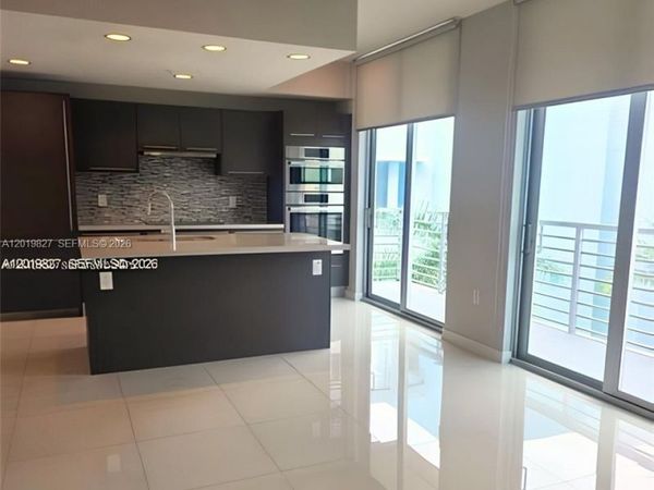 7875 NW 107th Ave, Unit 412, Doral, FL 33178