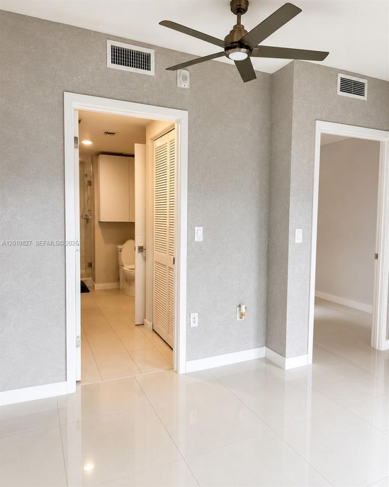 7875 NW 107th Ave, Unit 412, Doral, FL 33178 Photo