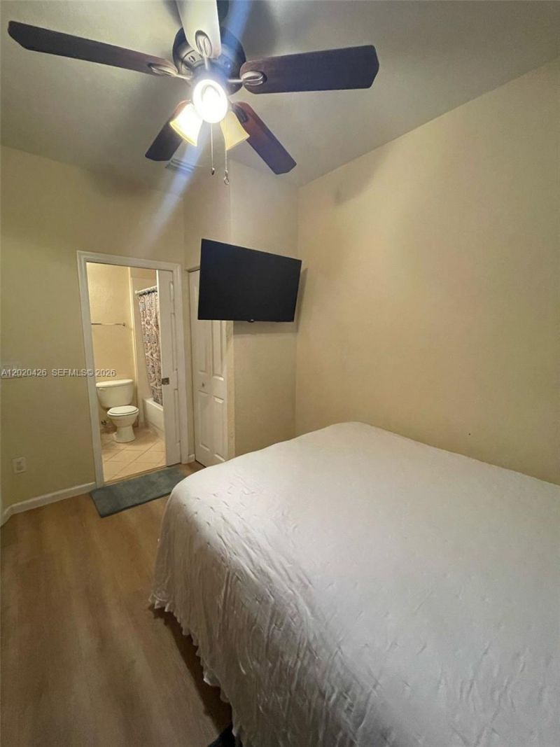 2043 Nassau Dr, Unit 2043, Riviera Beach, FL 33404 Photo