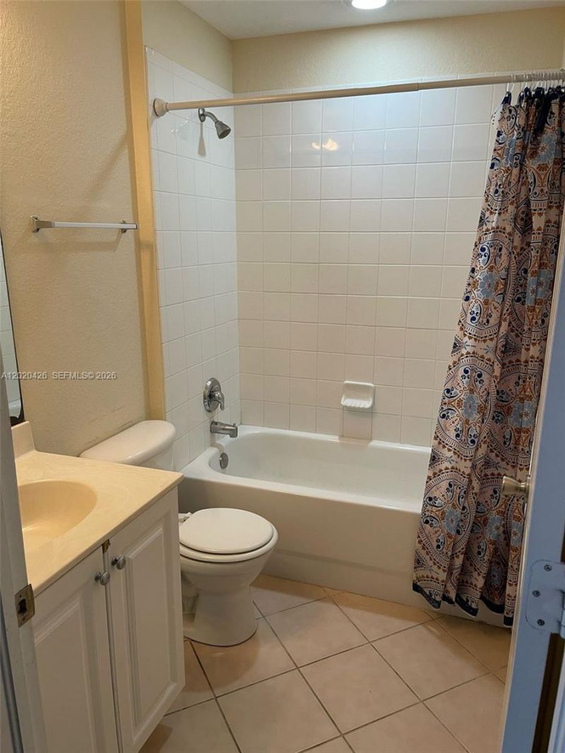 2043 Nassau Dr, Unit 2043, Riviera Beach, FL 33404 Photo