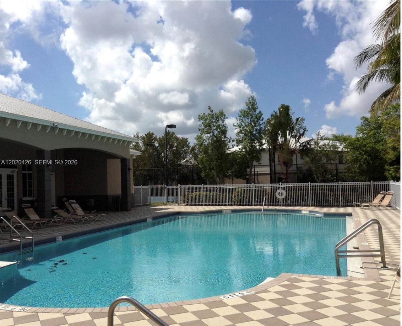 2043 Nassau Dr, Unit 2043, Riviera Beach, FL 33404 Photo