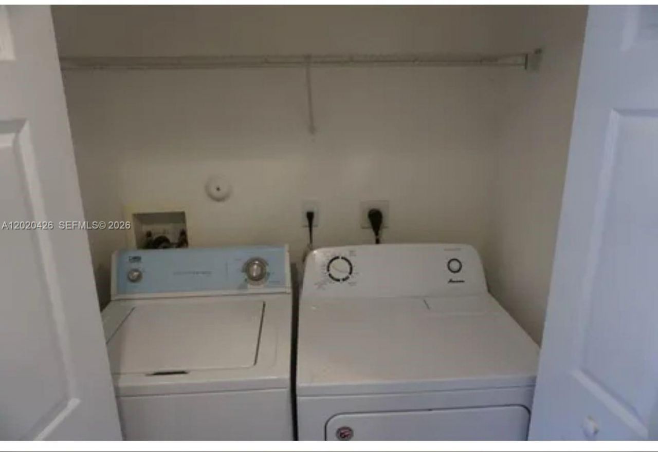 2043 Nassau Dr, Unit 2043, Riviera Beach, FL 33404 Photo