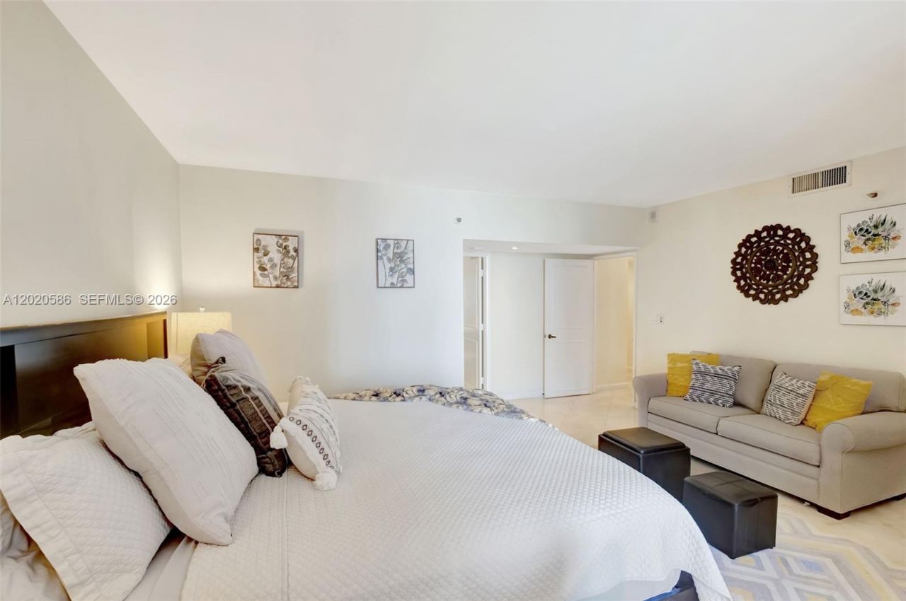 520 Brickell Key Dr , Unit A914, Miami, FL 33131 Photo