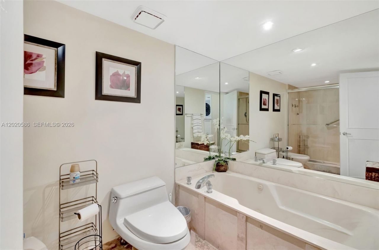 520 Brickell Key Dr , Unit A914, Miami, FL 33131 Photo