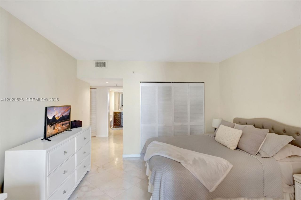 520 Brickell Key Dr , Unit A914, Miami, FL 33131 Photo