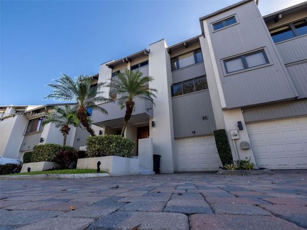 19 Port Side Dr , Unit 19C, Fort Lauderdale, FL 33316
