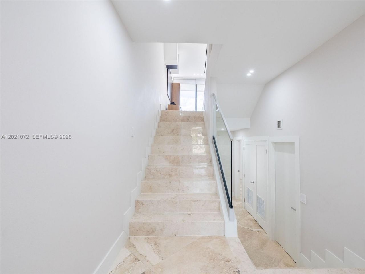 19 Port Side Dr , Unit 19C, Fort Lauderdale, FL 33316 Photo