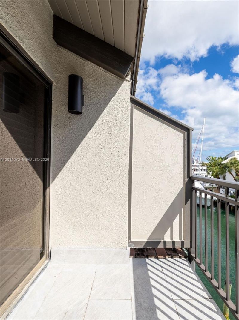 19 Port Side Dr , Unit 19C, Fort Lauderdale, FL 33316 Photo