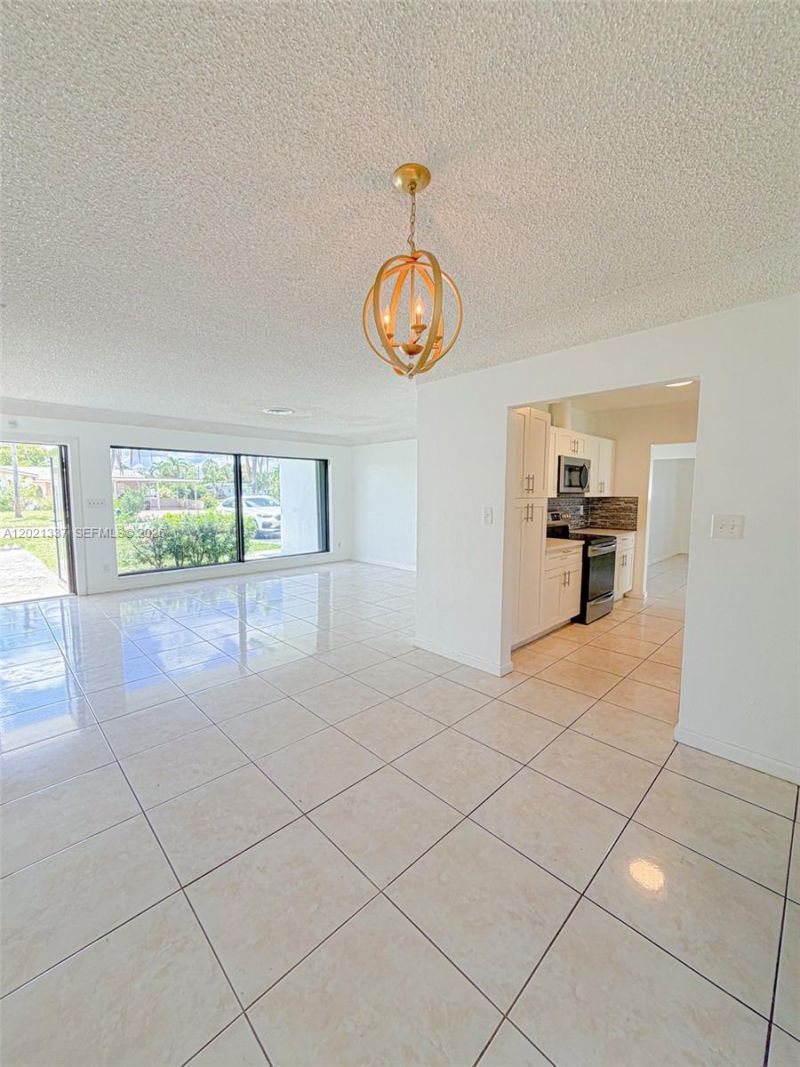 1650 NW 26th Ter, Fort Lauderdale, FL 33311 Photo