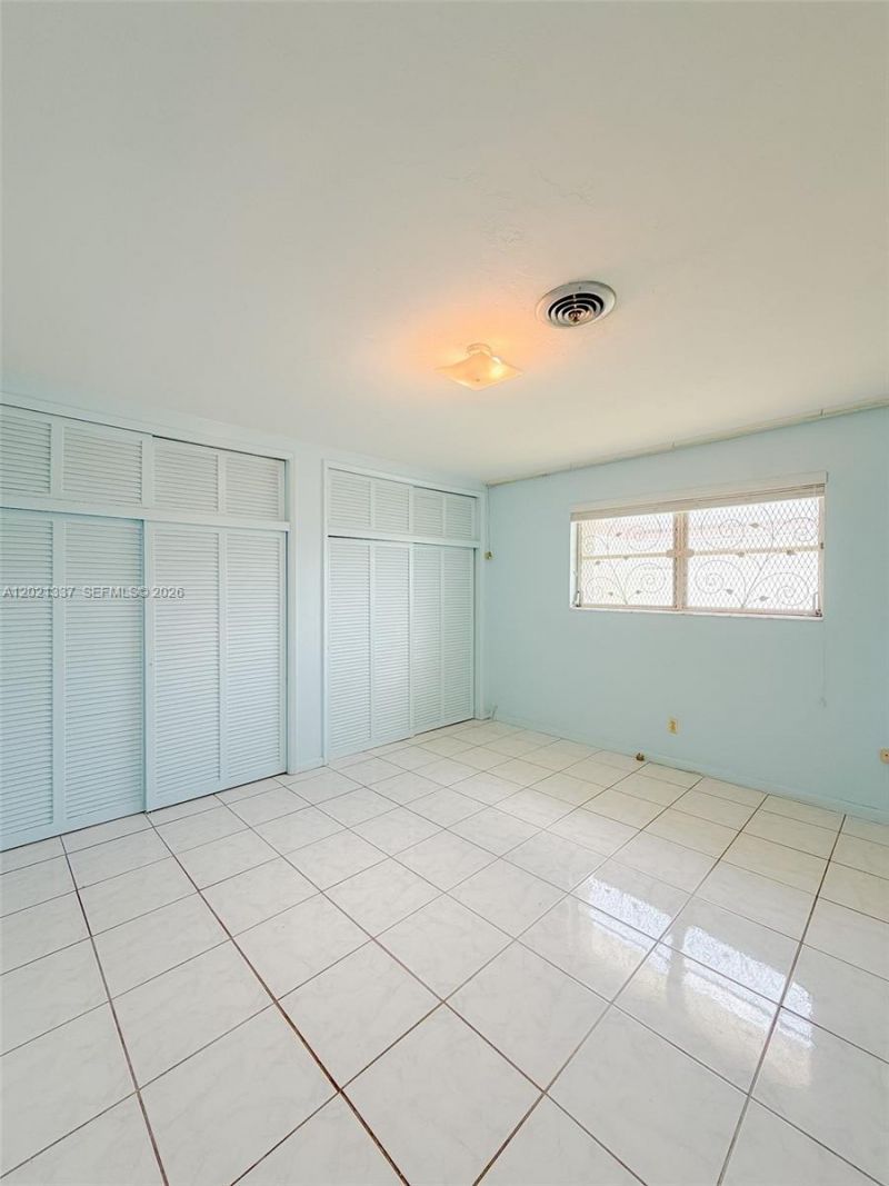 1650 NW 26th Ter, Fort Lauderdale, FL 33311 Photo