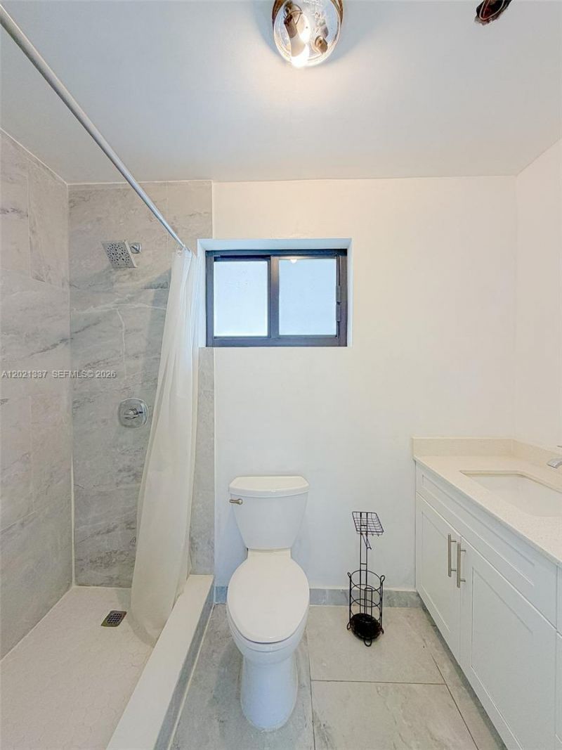 1650 NW 26th Ter, Fort Lauderdale, FL 33311 Photo