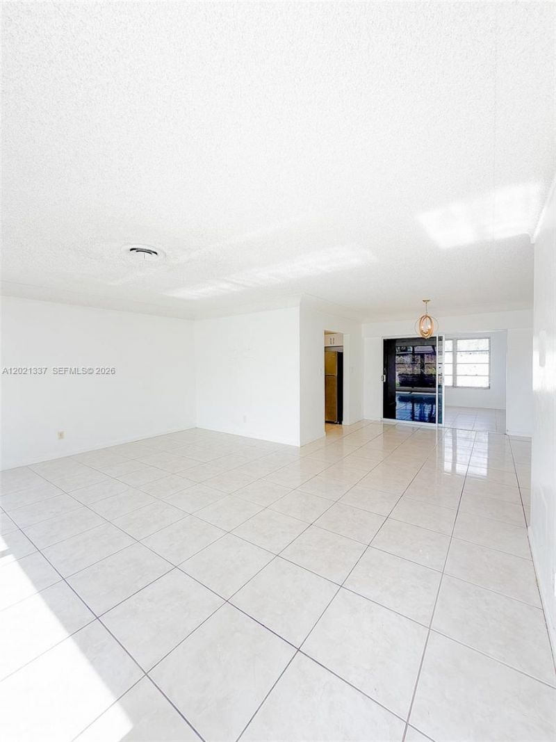 1650 NW 26th Ter, Fort Lauderdale, FL 33311 Photo