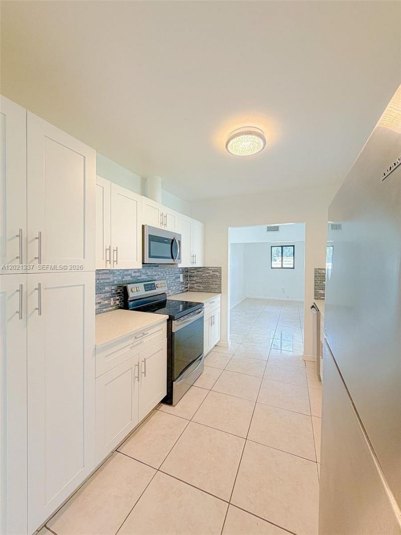1650 NW 26th Ter, Fort Lauderdale, FL 33311 Photo