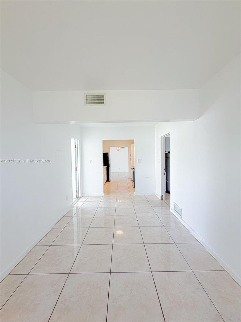 1650 NW 26th Ter, Fort Lauderdale, FL 33311 Photo