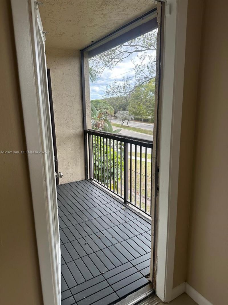 4481 W Mcnab Rd , Unit 37, Pompano Beach, FL 33069 Photo