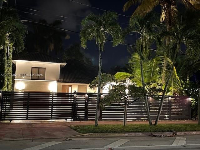 6235 Alton Rd , Miami Beach, FL 33140 Photo