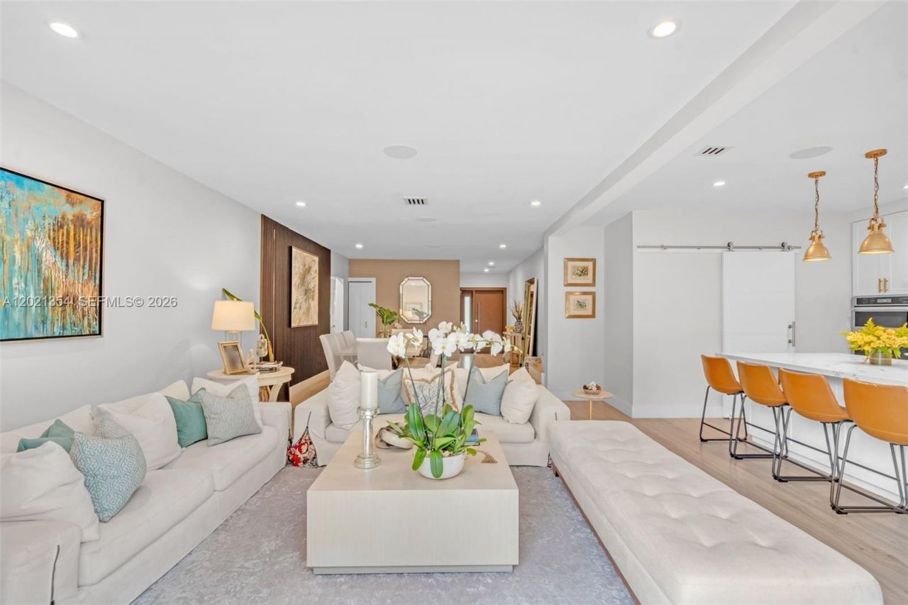 6235 Alton Rd , Miami Beach, FL 33140 Photo