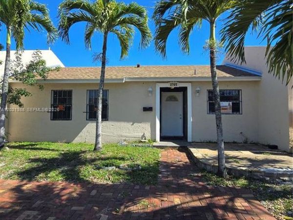2705 NW 204th Ln , Miami Gardens, FL 33056