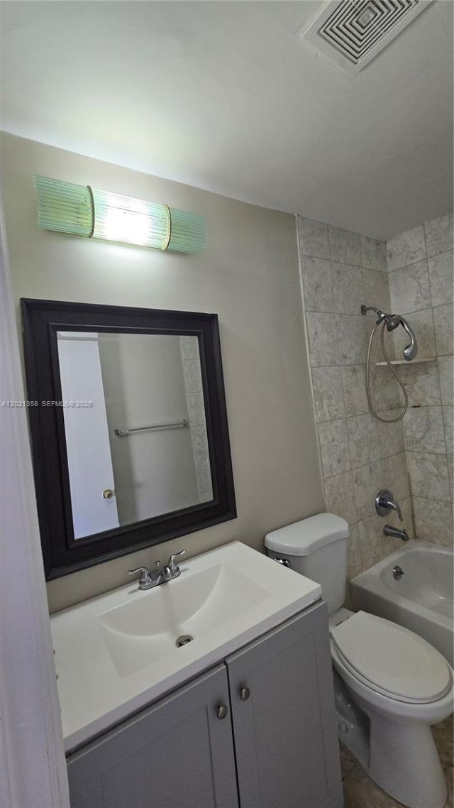 2705 NW 204th Ln , Miami Gardens, FL 33056 Photo