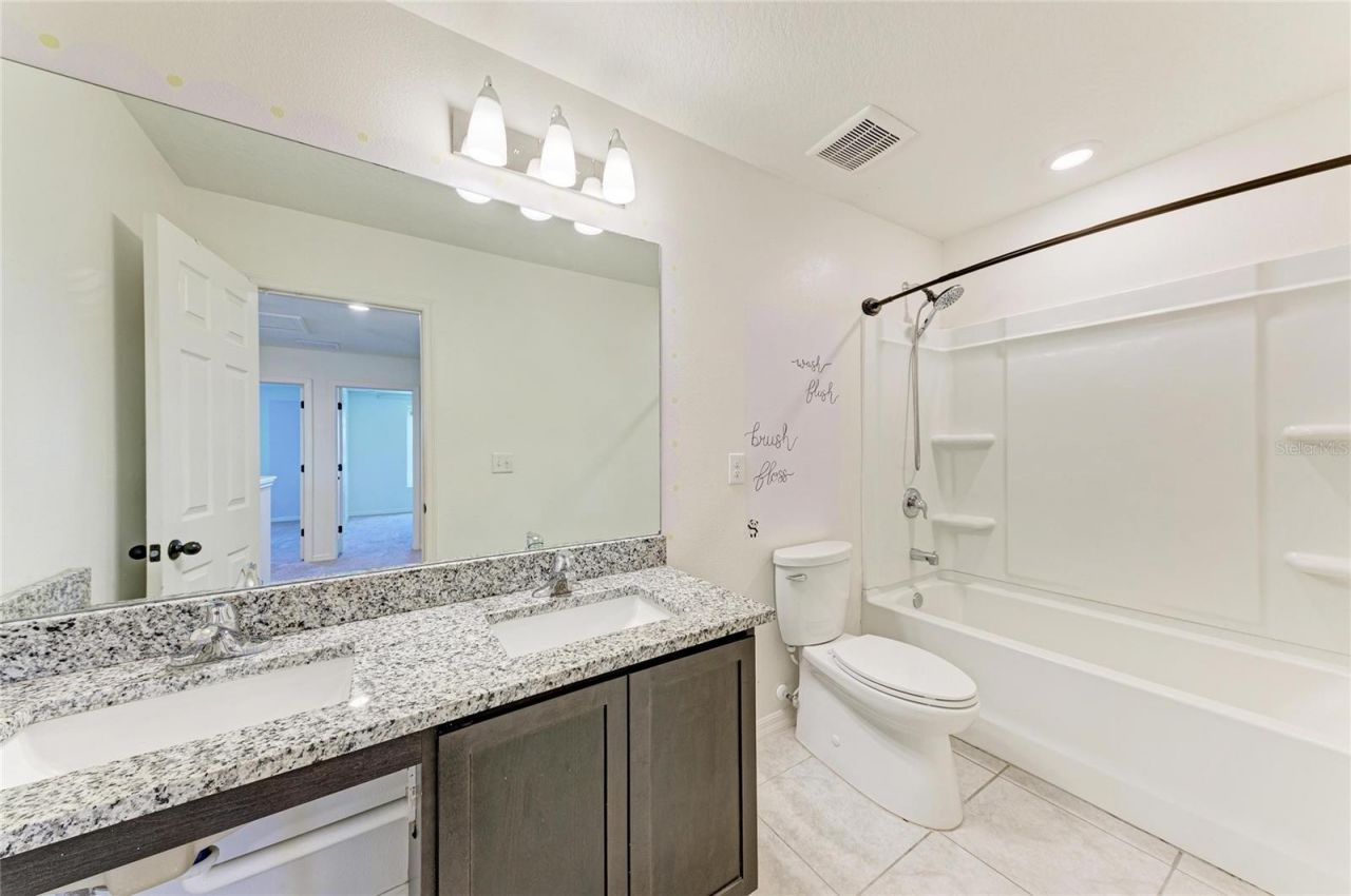 5826 143rd Court E, Bradenton, FL 34211 Photo